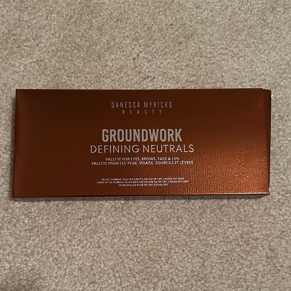 Danessa Myricks Beauty Groundwork Defining Neutrals - New velvet pomade palette